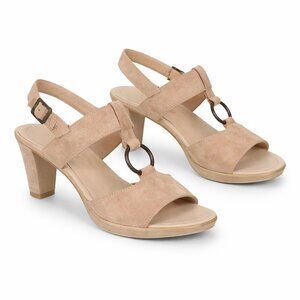 Sundance Natural Suede T‑Strap Block Heel Sandals • Italy • Size 39 (US 8.5 - 9)